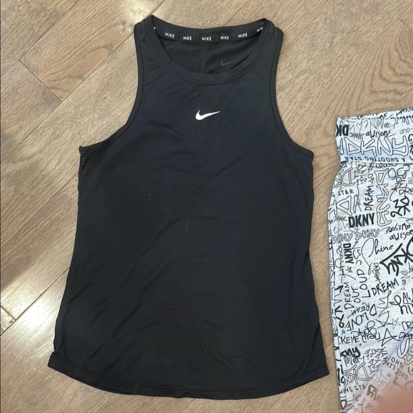 Nike Black Tank Top and DKNY Graffiti Leggings Set - Picture 5 of 9